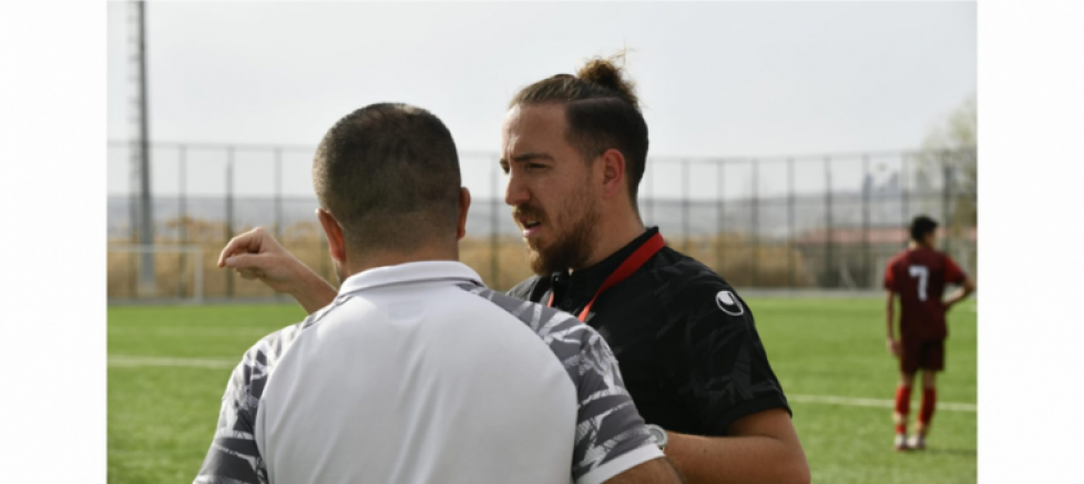 Ali Serttürk: Spor kamuoyunun sesi olan gazeteciler büyük bir görevi yerine getiriyor - GÜNDEM - İnternetin Ajansı