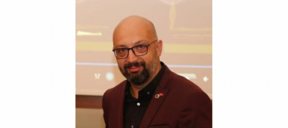 ANAHTAR PARTİ BORNOVA İLÇE BAŞKAN VEKİLİ MUSTAFA ÜSTÜN: SOSYAL GÜVENLİK SİSTEMİ ALARM VERİYOR, EVDE BAKIM EMEĞİ SİSTEM DIŞINDA - GÜNDEM - İnternetin Ajansı