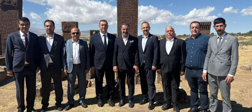 ANAHTAR PARTİ ŞANLIURFA İL BAŞKANI METİN BAYDAR: “MALAZGİRT, BİRLİK VE DİRİLİŞİN SEMBOLÜDÜR” - GÜNDEM - İnternetin Ajansı