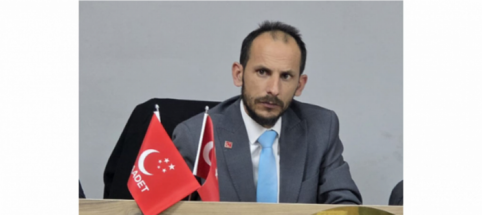 SAADET PARTİLİ BAŞKAN SELÇUK ONAT: “GENÇLERE DEĞER VERİYORUZ DİYENLER, KOCASİNAN’DA BİR TANE SAHAYI BİLE KORUMADI” - GÜNDEM - İnternetin Ajansı