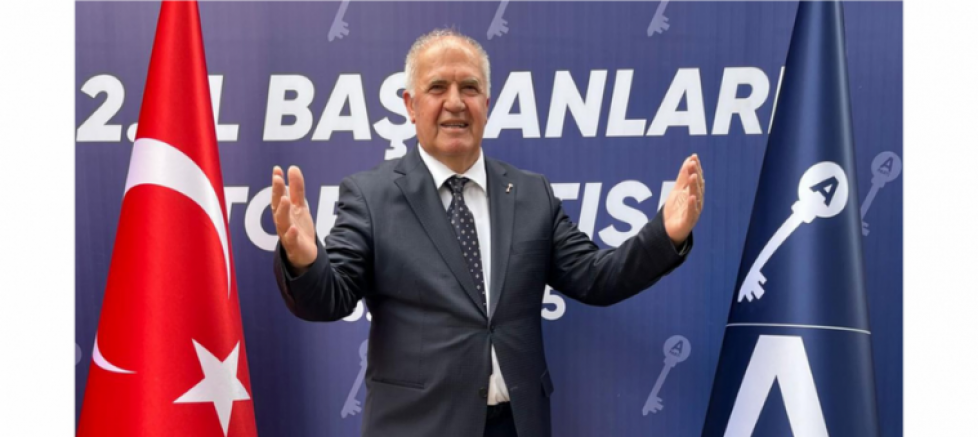 Sebahattin Uzun: “Türkiye Yüzyılı Masalıyla Türk Milleti Uyutulmak İsteniyor” - GÜNDEM - İnternetin Ajansı